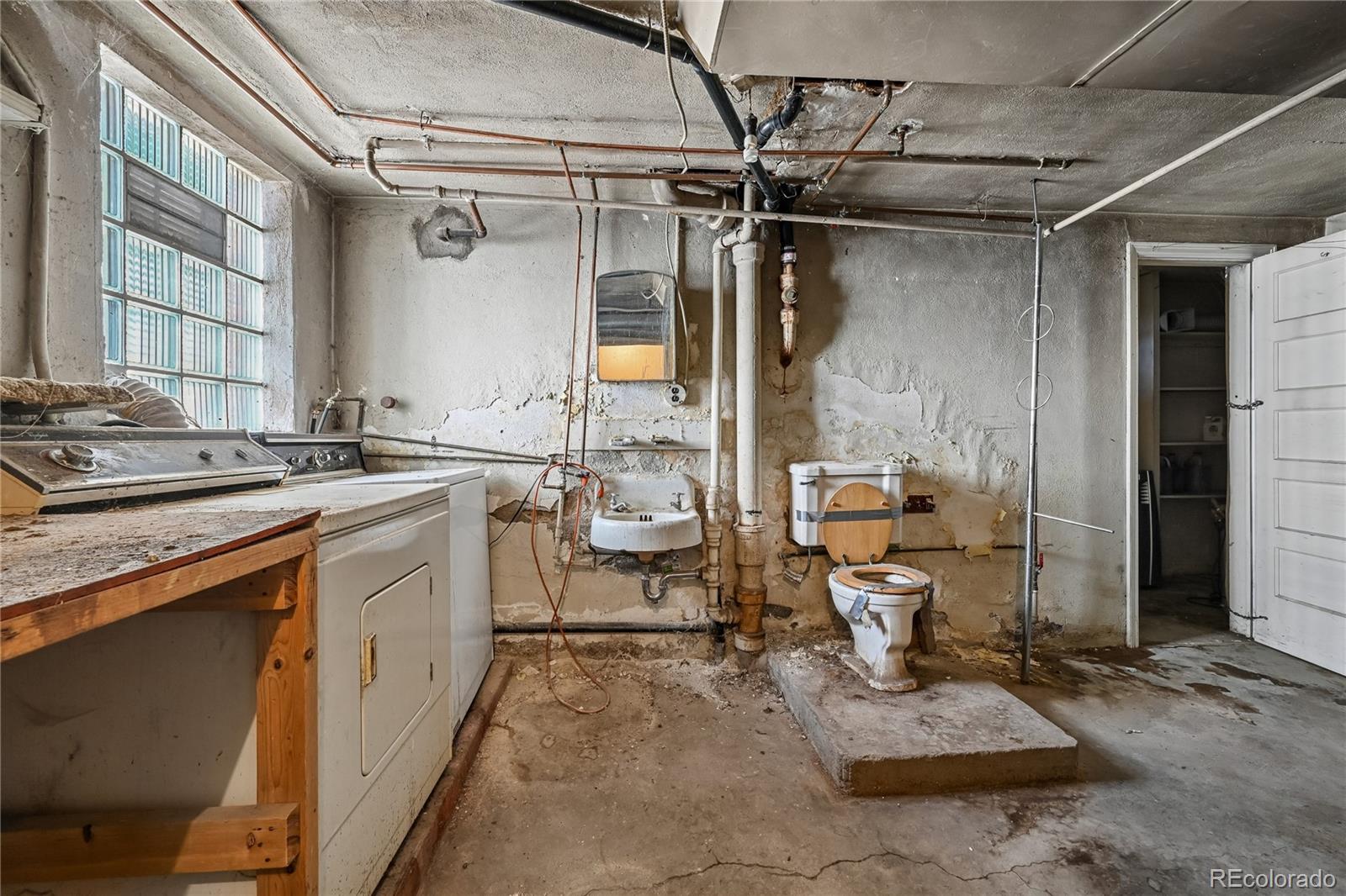 MLS Image #22 for 2627 s clarkson street,denver, Colorado