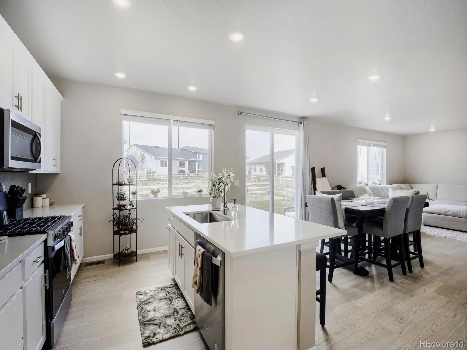 MLS Image #5 for 1642  colorado river drive,windsor, Colorado