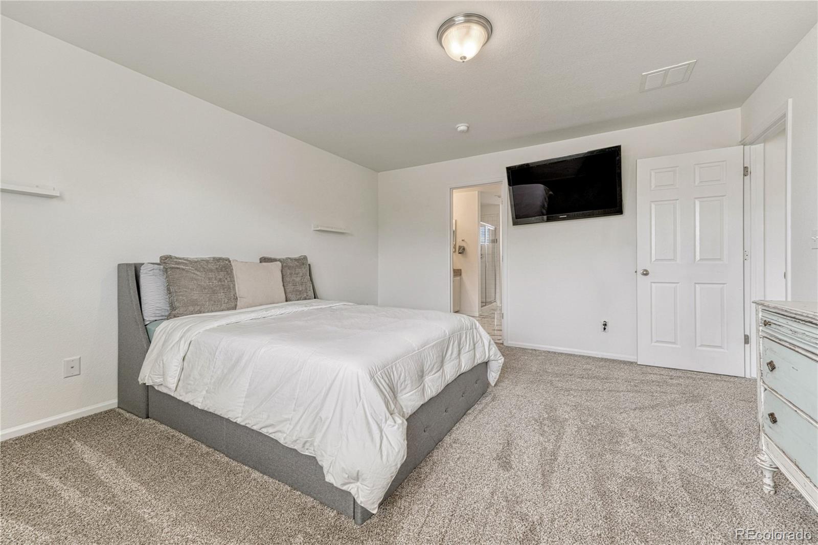 MLS Image #19 for 25586 e maple avenue,aurora, Colorado