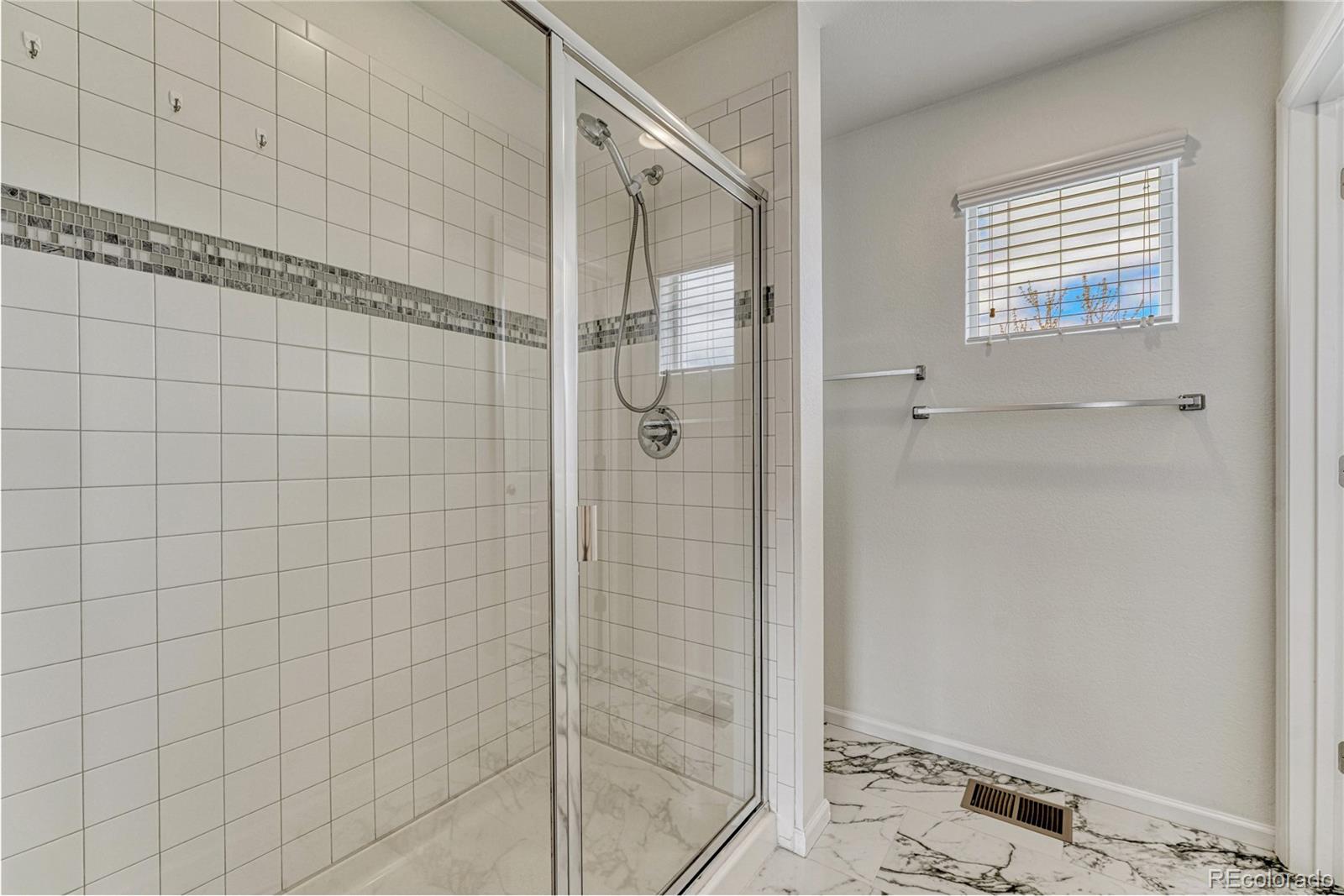 MLS Image #23 for 25586 e maple avenue,aurora, Colorado