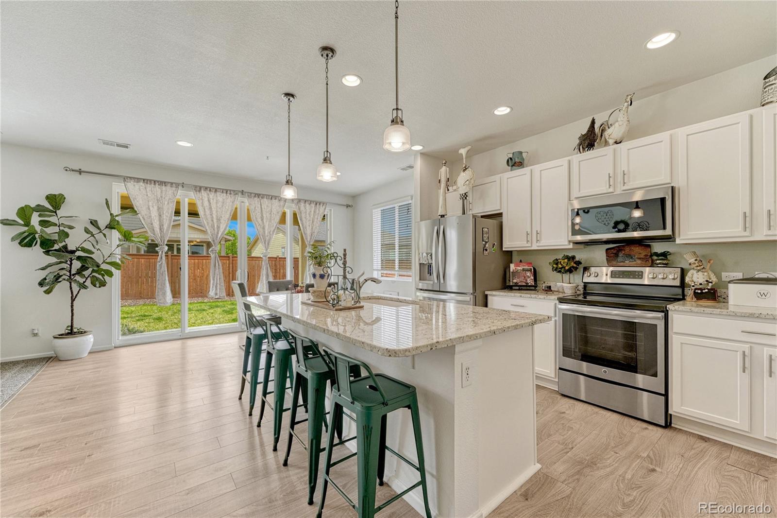 MLS Image #6 for 25586 e maple avenue,aurora, Colorado