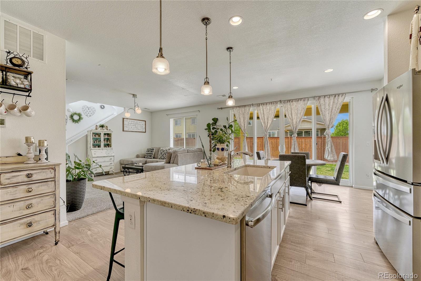 MLS Image #7 for 25586 e maple avenue,aurora, Colorado
