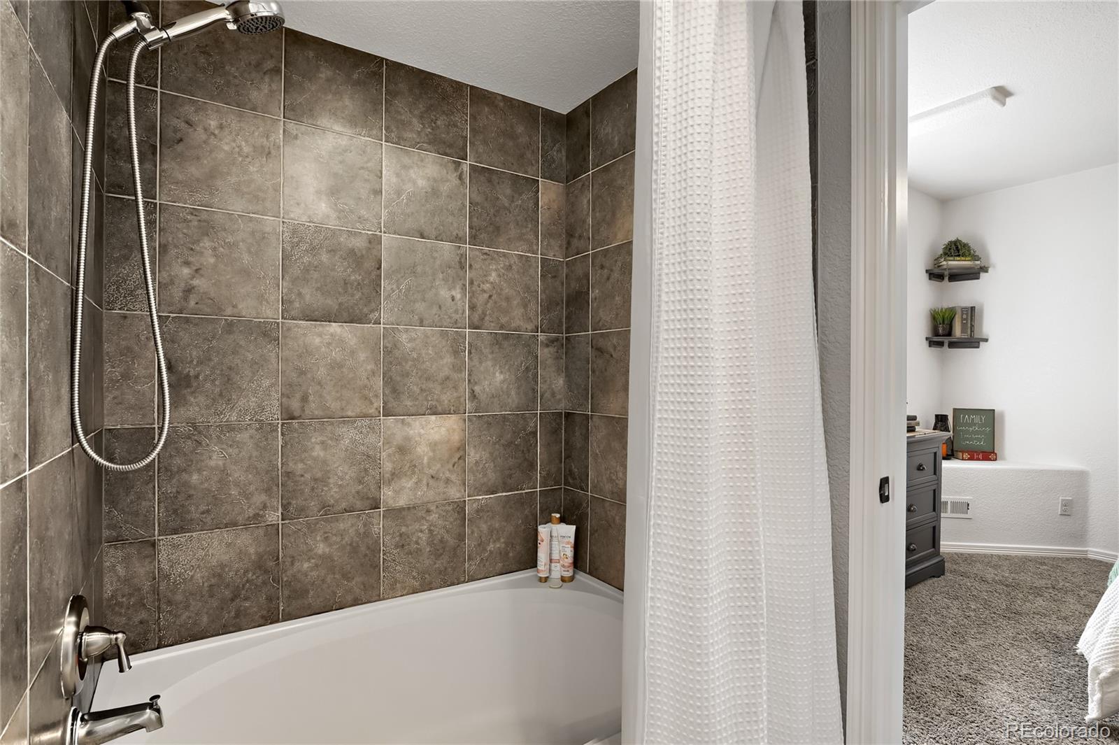 MLS Image #26 for 6441 s millbrook way,aurora, Colorado