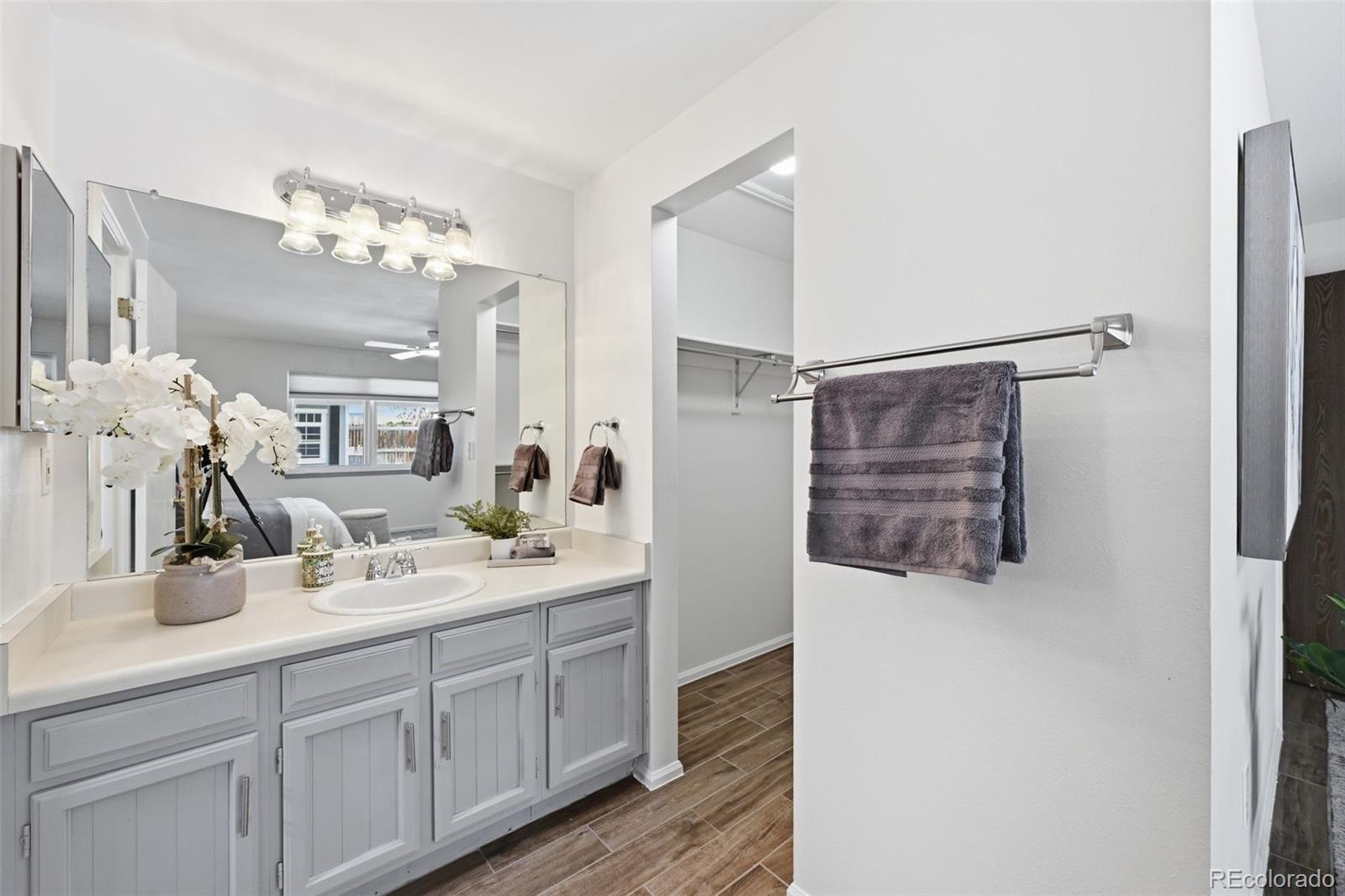 MLS Image #12 for 4973 s hoyt street,littleton, Colorado