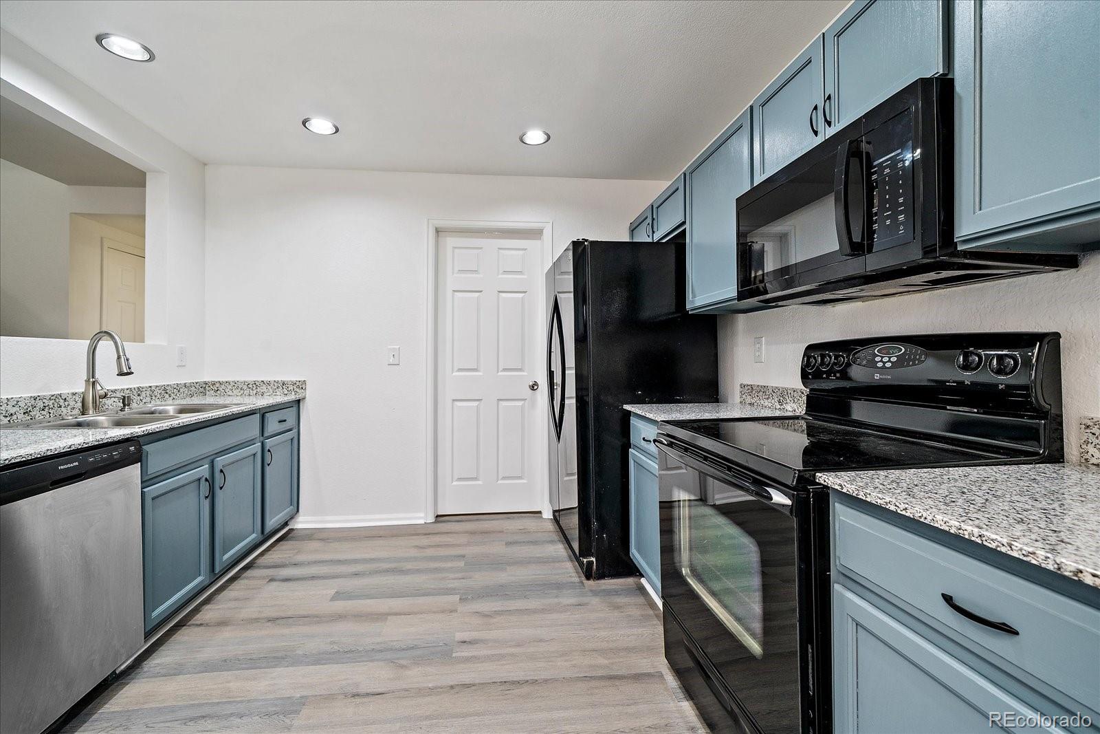 MLS Image #7 for 7921 s kalispell way,englewood, Colorado