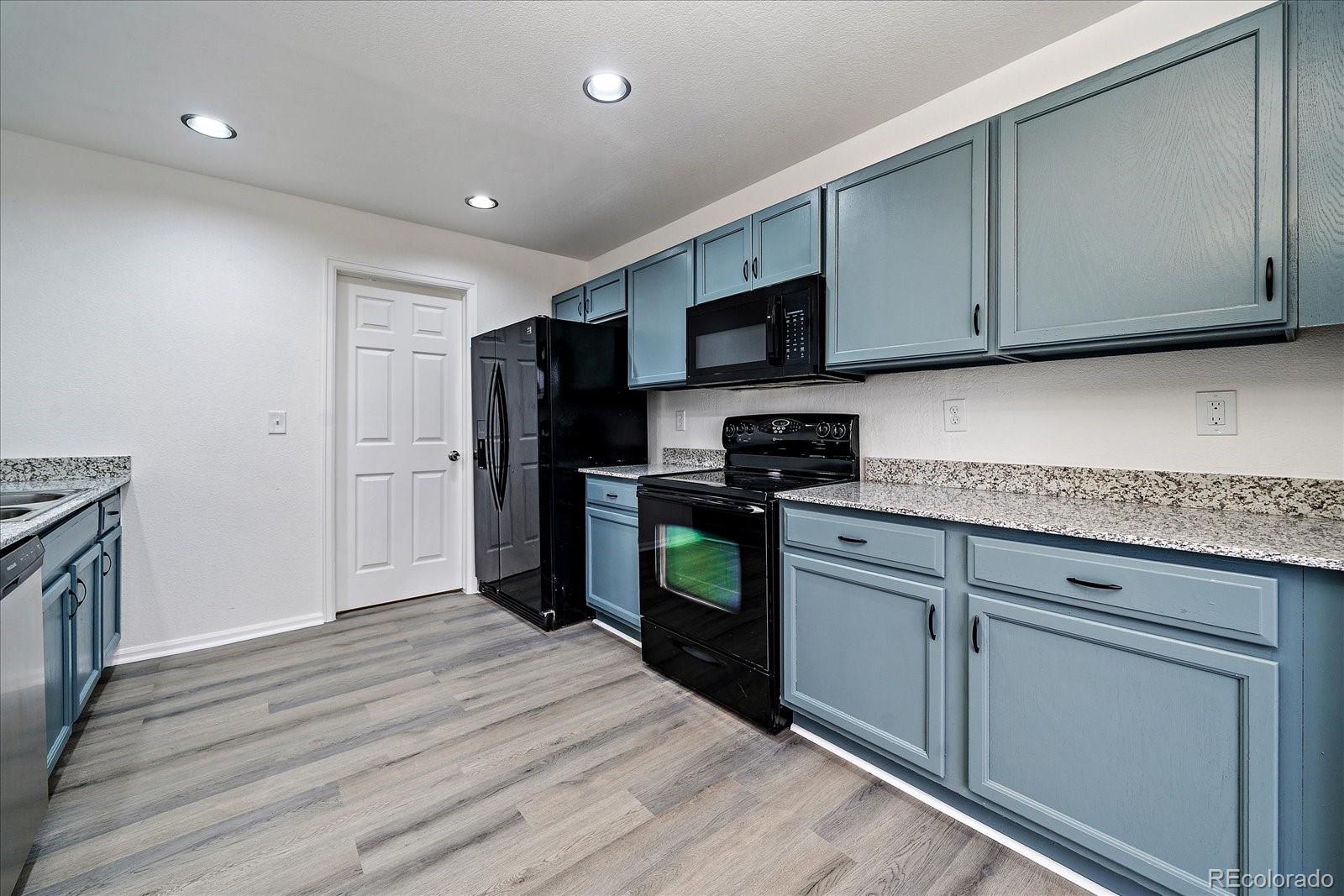 MLS Image #8 for 7921 s kalispell way,englewood, Colorado