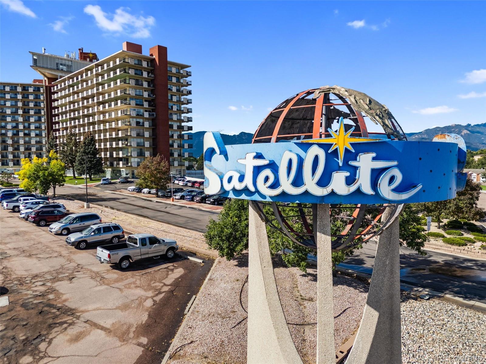 MLS Image #5 for 411  lakewood circle,colorado springs, Colorado