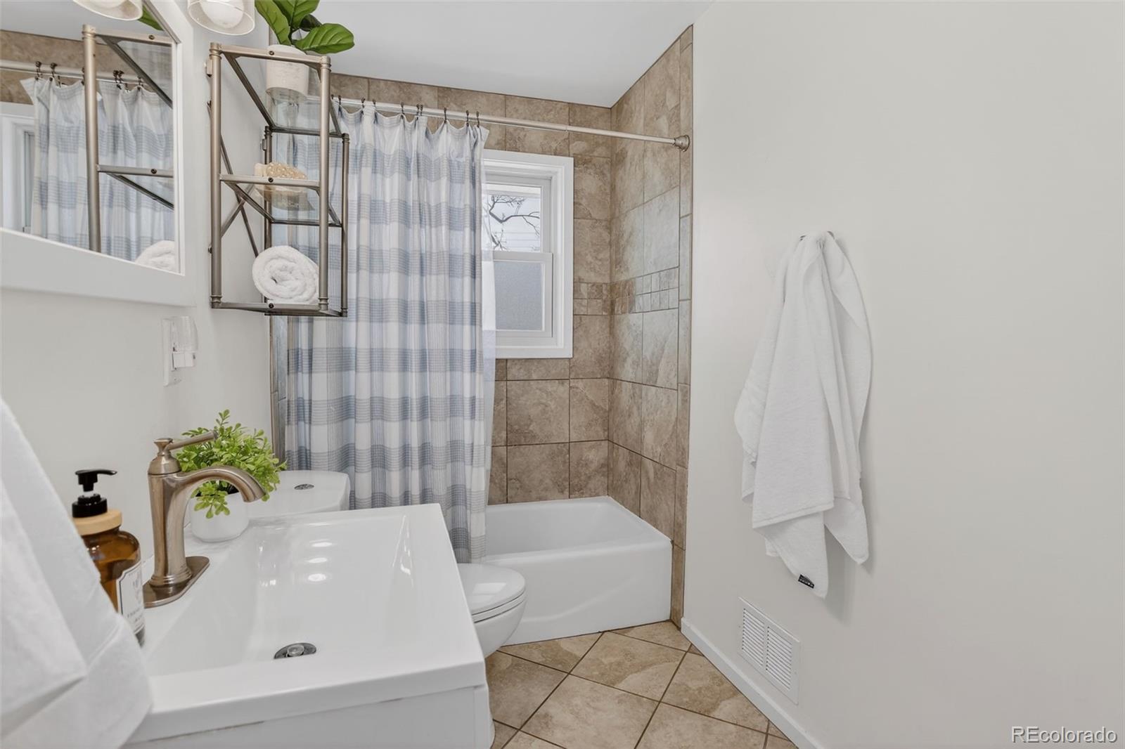 MLS Image #25 for 3716 w grand avenue,littleton, Colorado