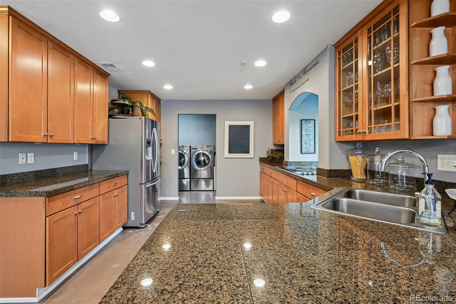 MLS Image #5 for 19737 e 50th avenue,denver, Colorado