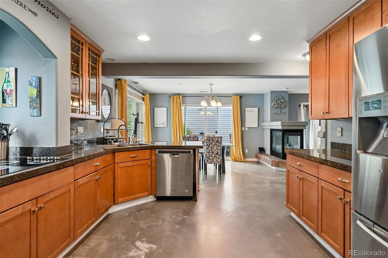 MLS Image #8 for 19737 e 50th avenue,denver, Colorado
