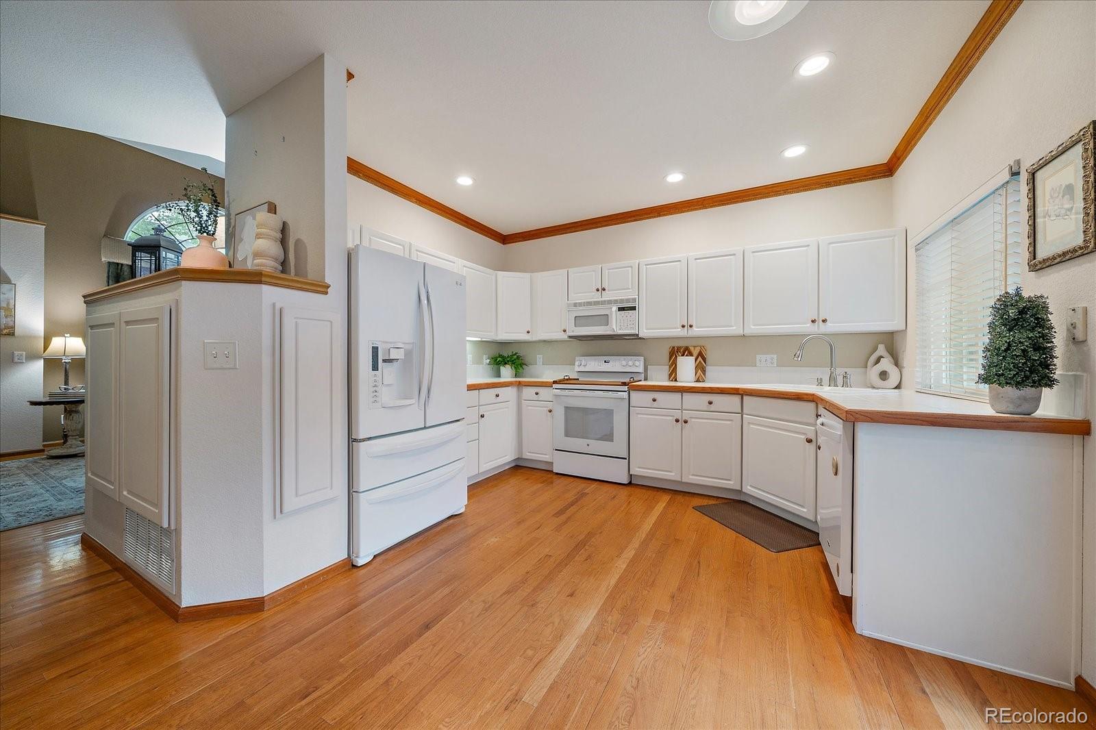 MLS Image #7 for 9915 e hawaii place ,aurora, Colorado