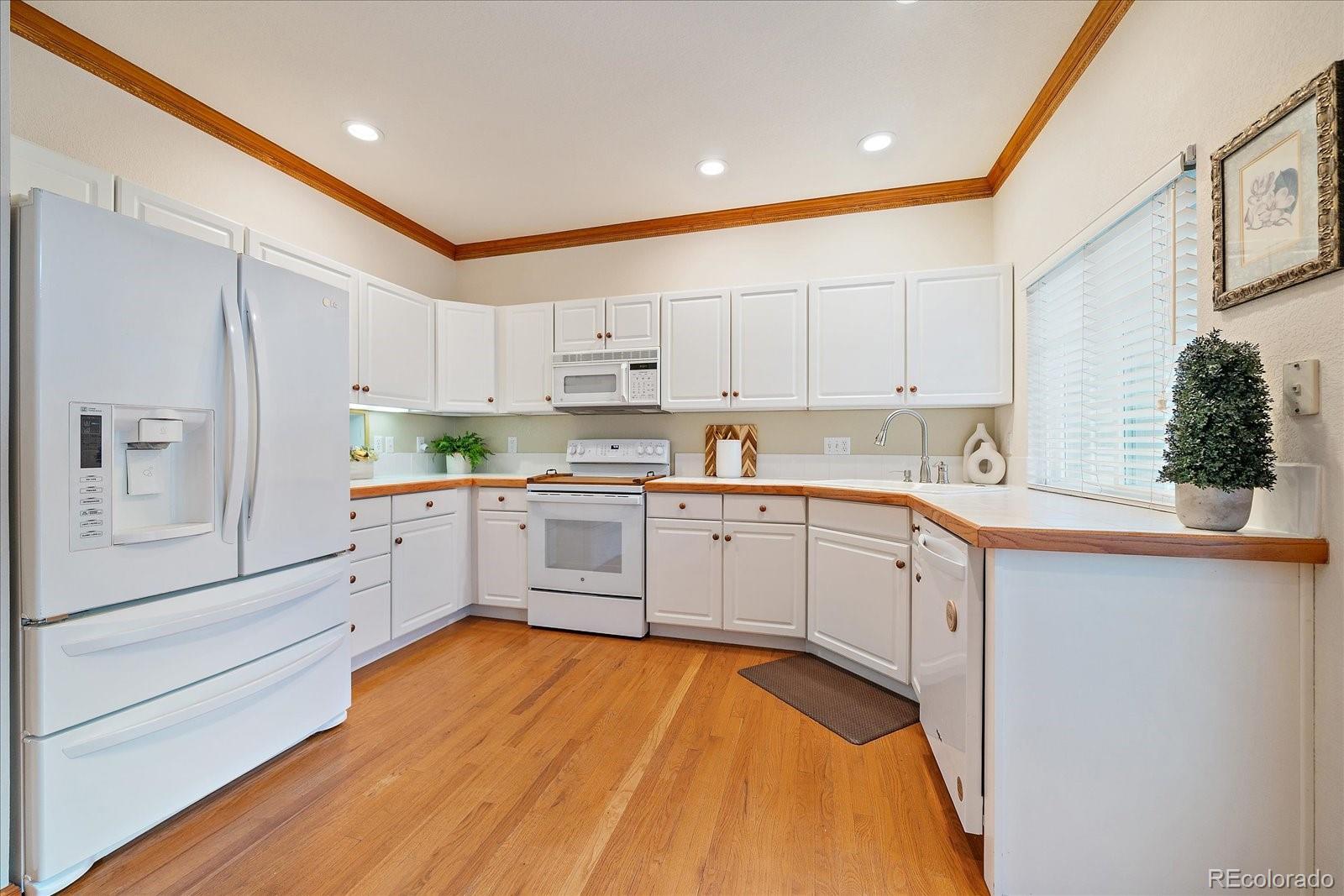 MLS Image #9 for 9915 e hawaii place ,aurora, Colorado