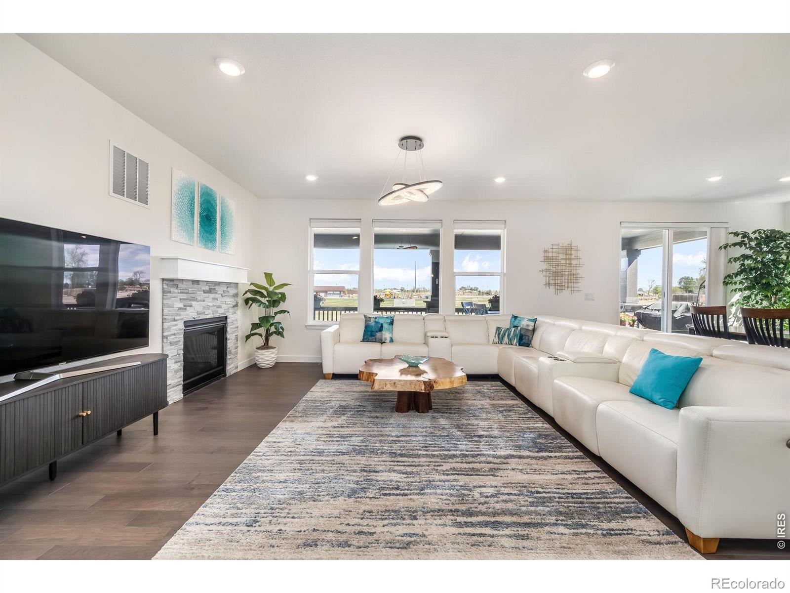 MLS Image #4 for 7114  thunderview drive,timnath, Colorado