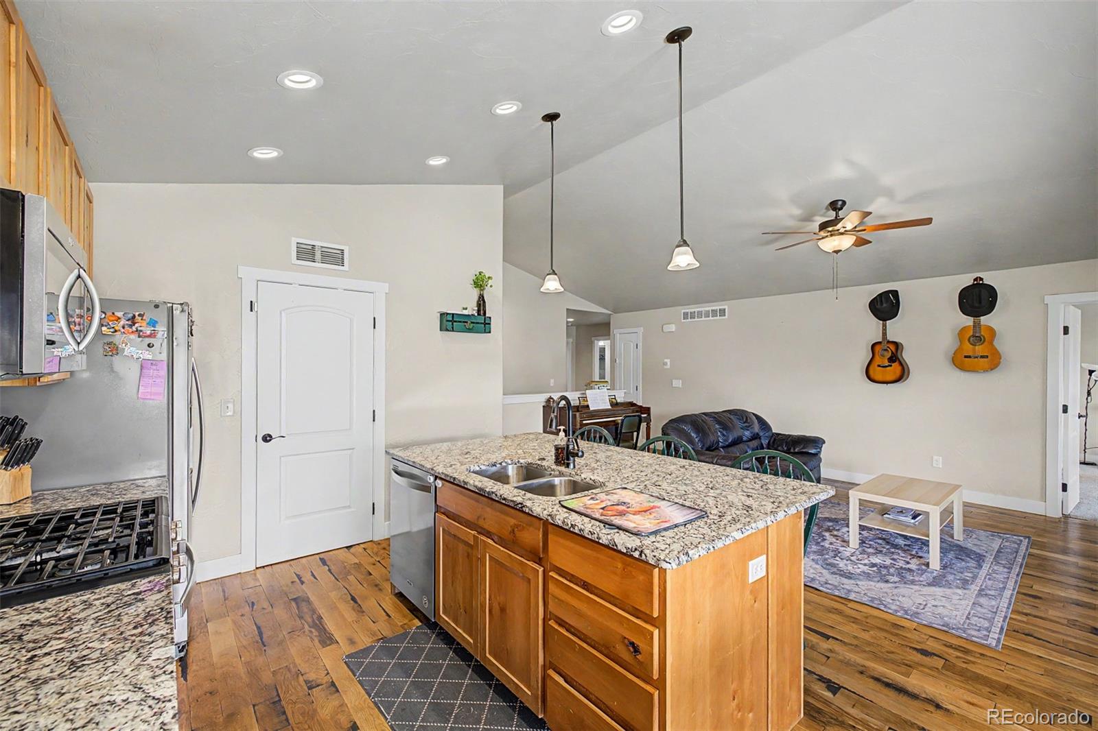 MLS Image #10 for 1111  bison way,wiggins, Colorado