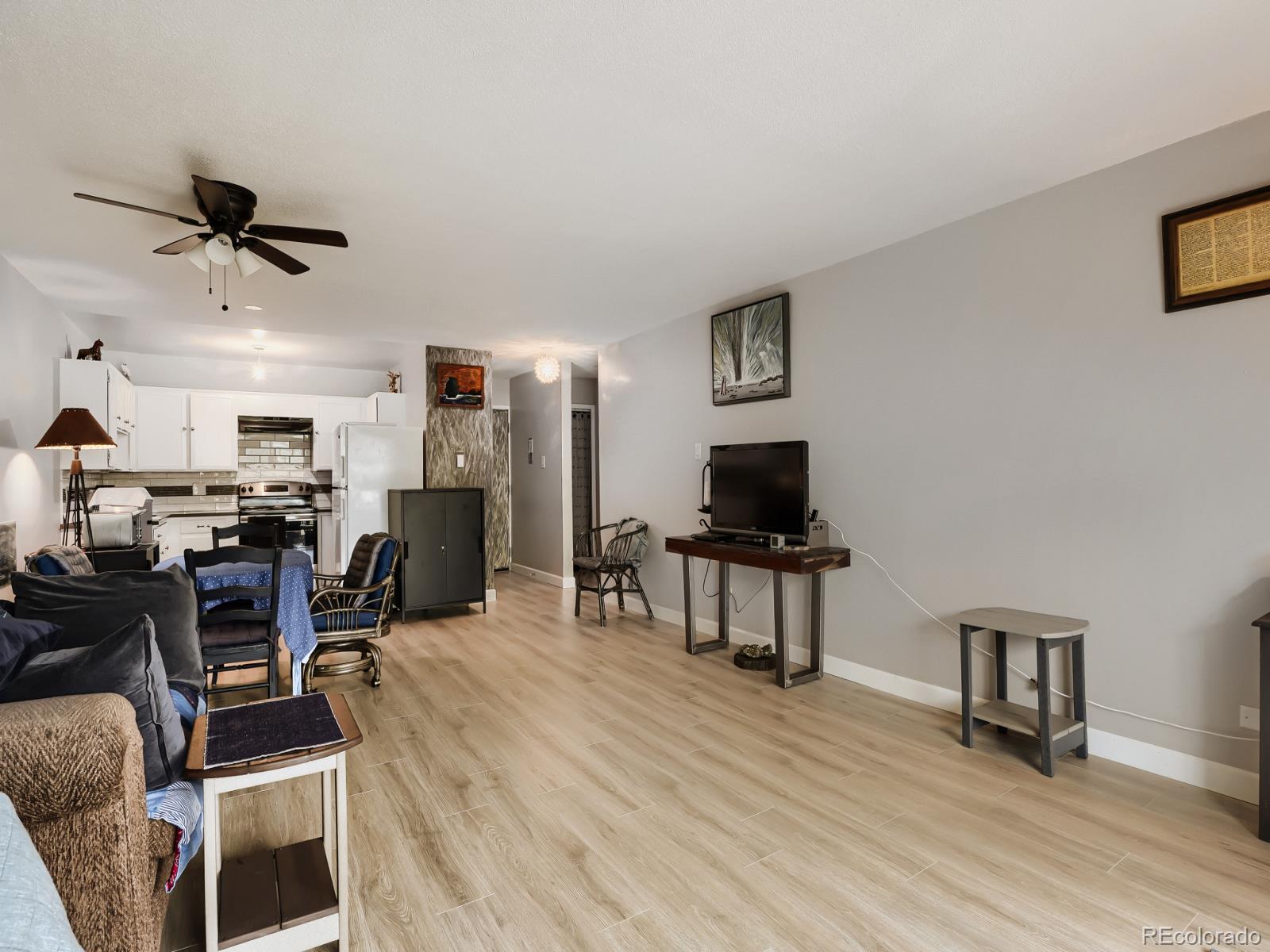 MLS Image #8 for 795 s alton way,denver, Colorado