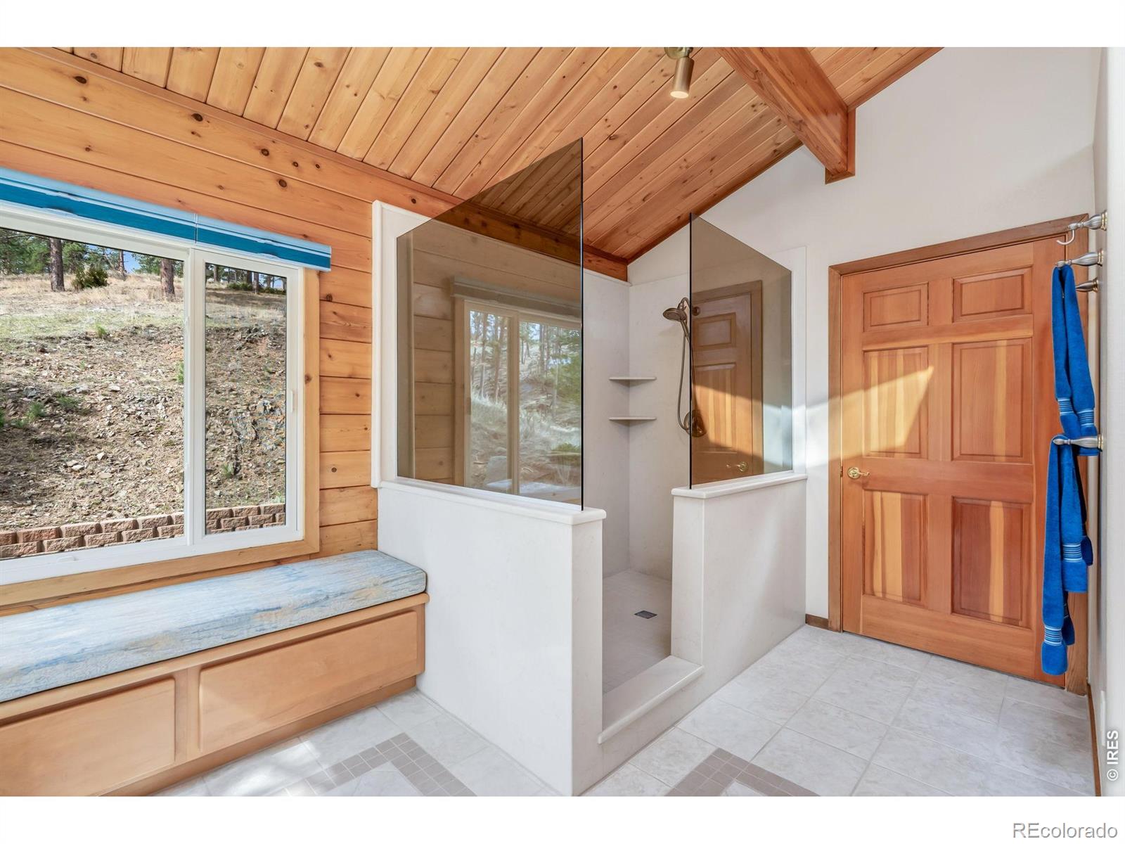 MLS Image #15 for 96  lone wolf road,loveland, Colorado