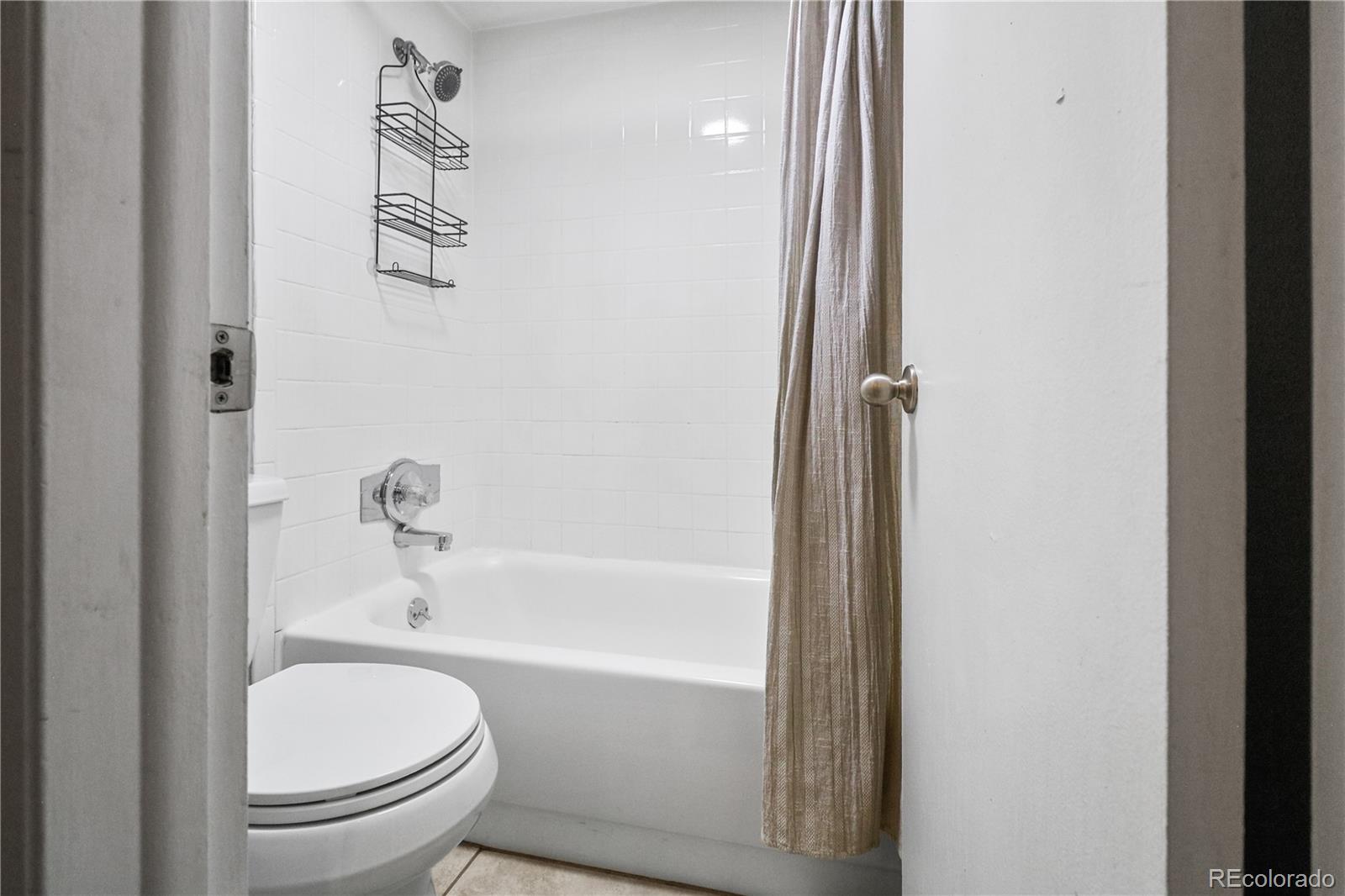 MLS Image #13 for 1270 n marion street,denver, Colorado