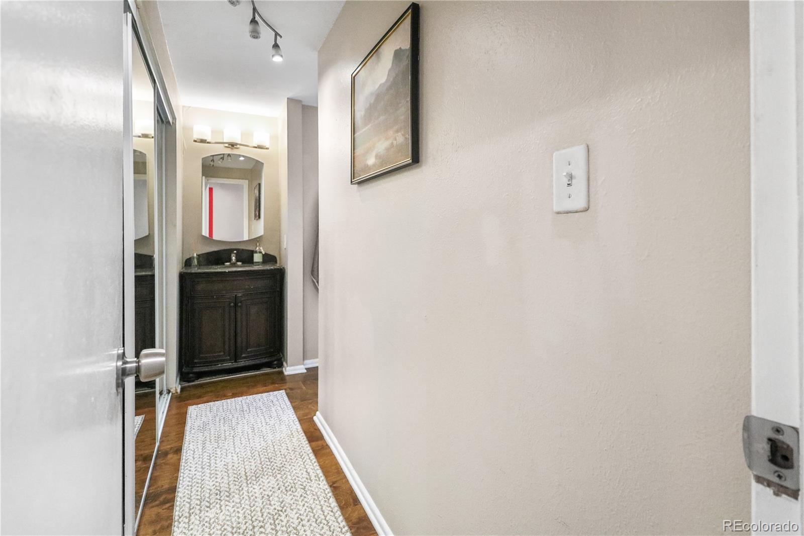 MLS Image #4 for 1270 n marion street,denver, Colorado