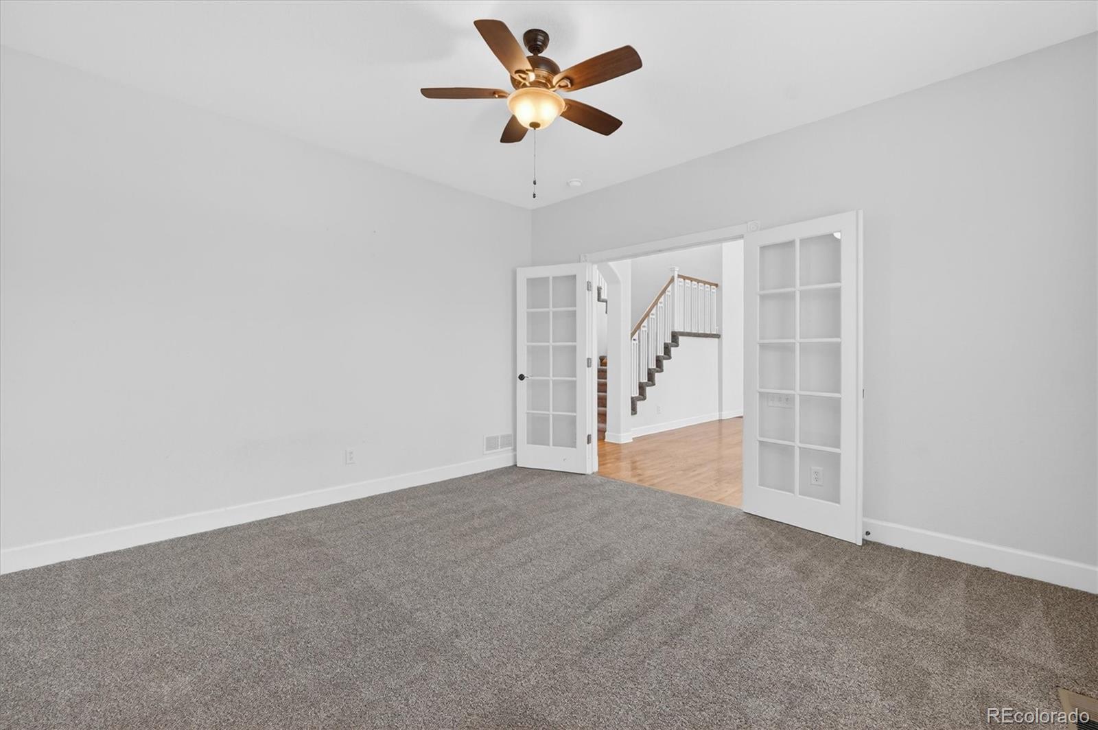 MLS Image #10 for 7622 e 6th place,denver, Colorado