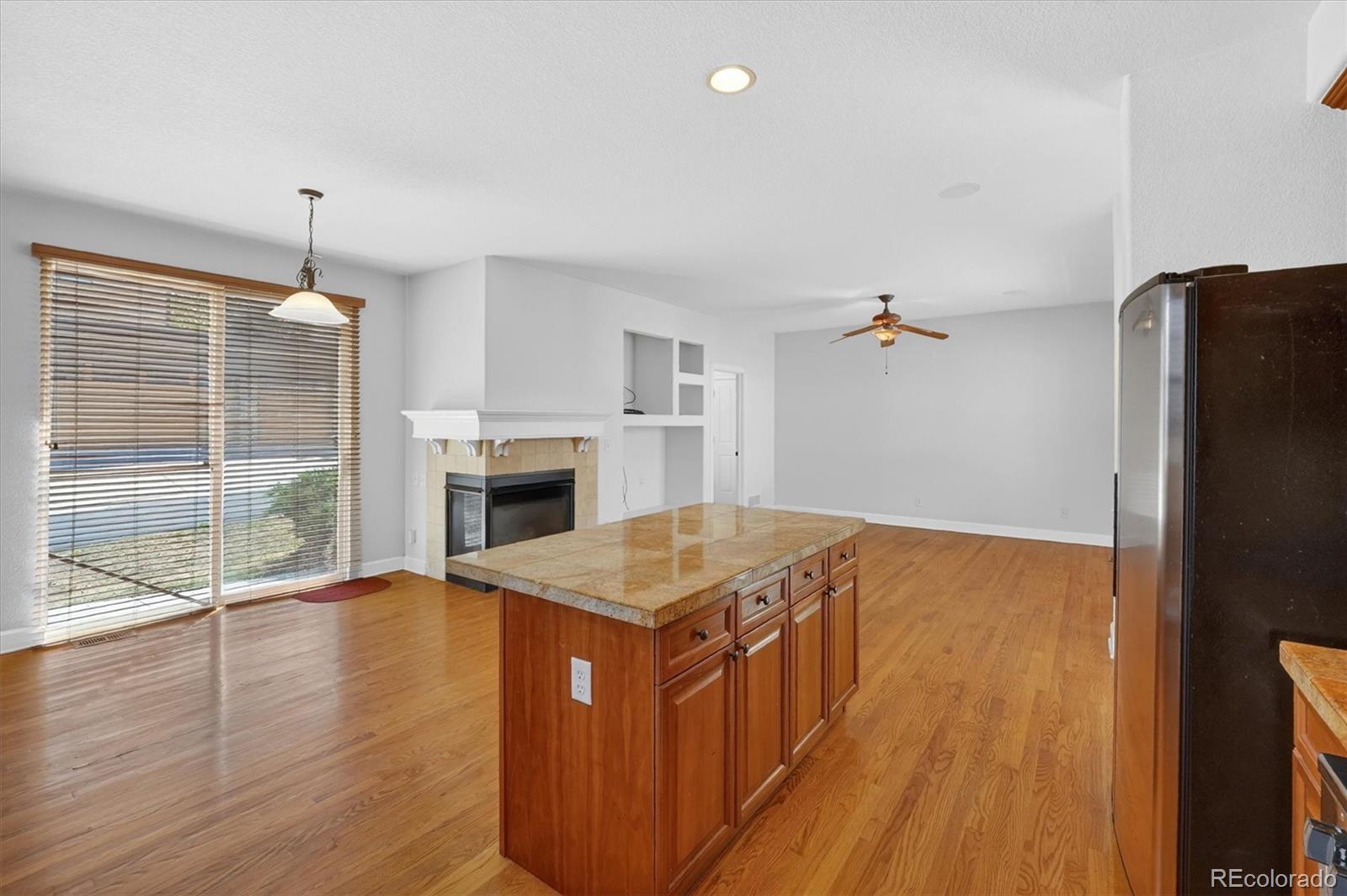 MLS Image #23 for 7622 e 6th place,denver, Colorado