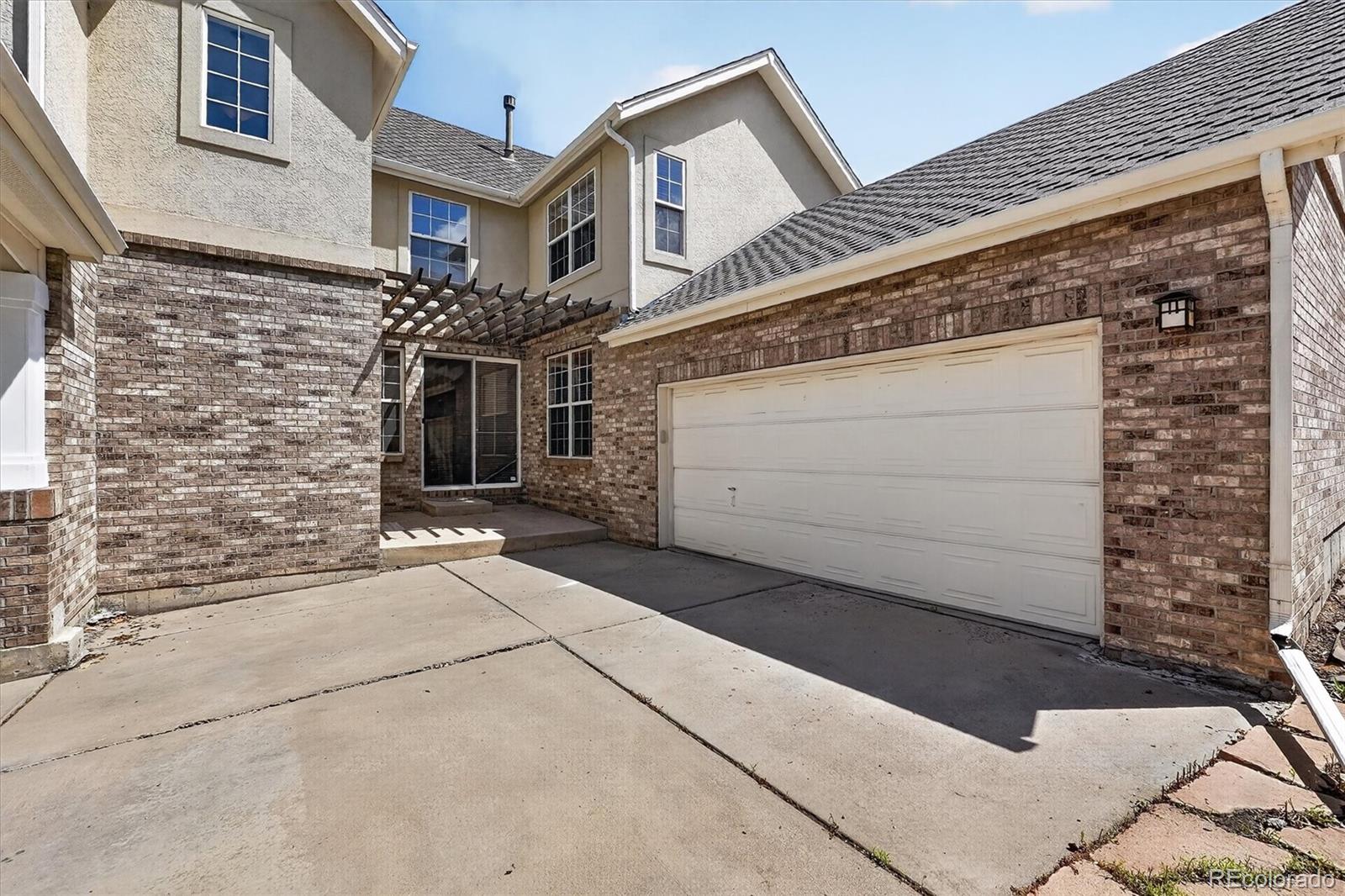 MLS Image #3 for 7622 e 6th place,denver, Colorado