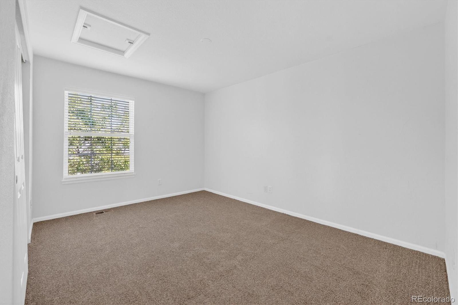 MLS Image #41 for 7622 e 6th place,denver, Colorado