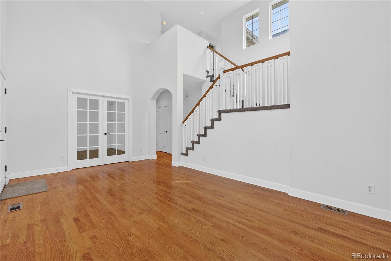 MLS Image #6 for 7622 e 6th place,denver, Colorado