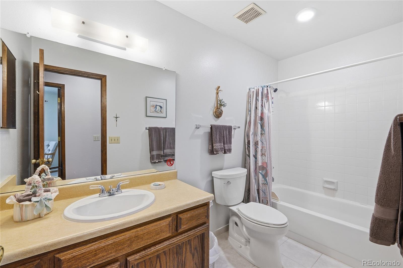 MLS Image #20 for 622  northridge road,highlands ranch, Colorado