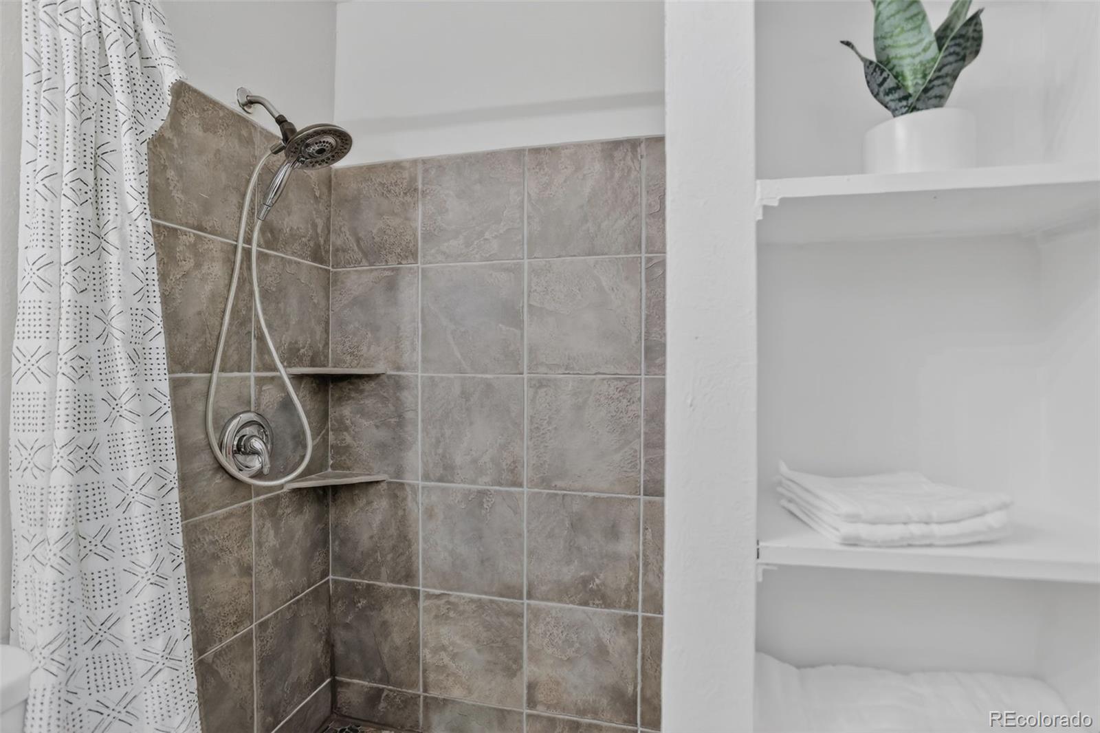 MLS Image #7 for 4598 s hannibal street ,aurora, Colorado
