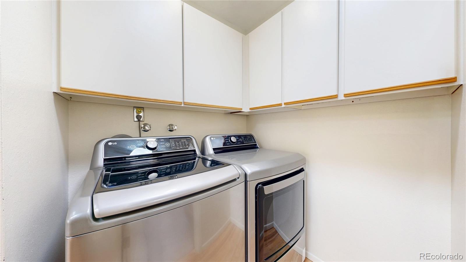 MLS Image #12 for 153 s vance court,lakewood, Colorado