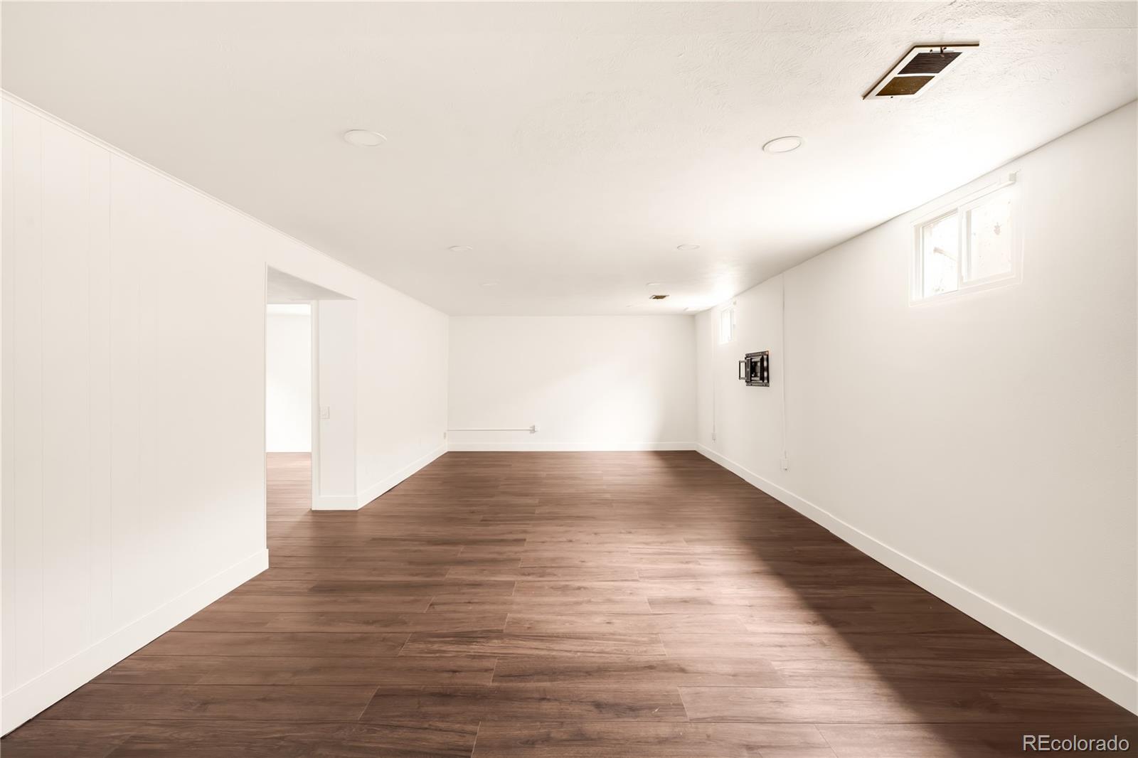 MLS Image #29 for 6928 s columbine way,centennial, Colorado