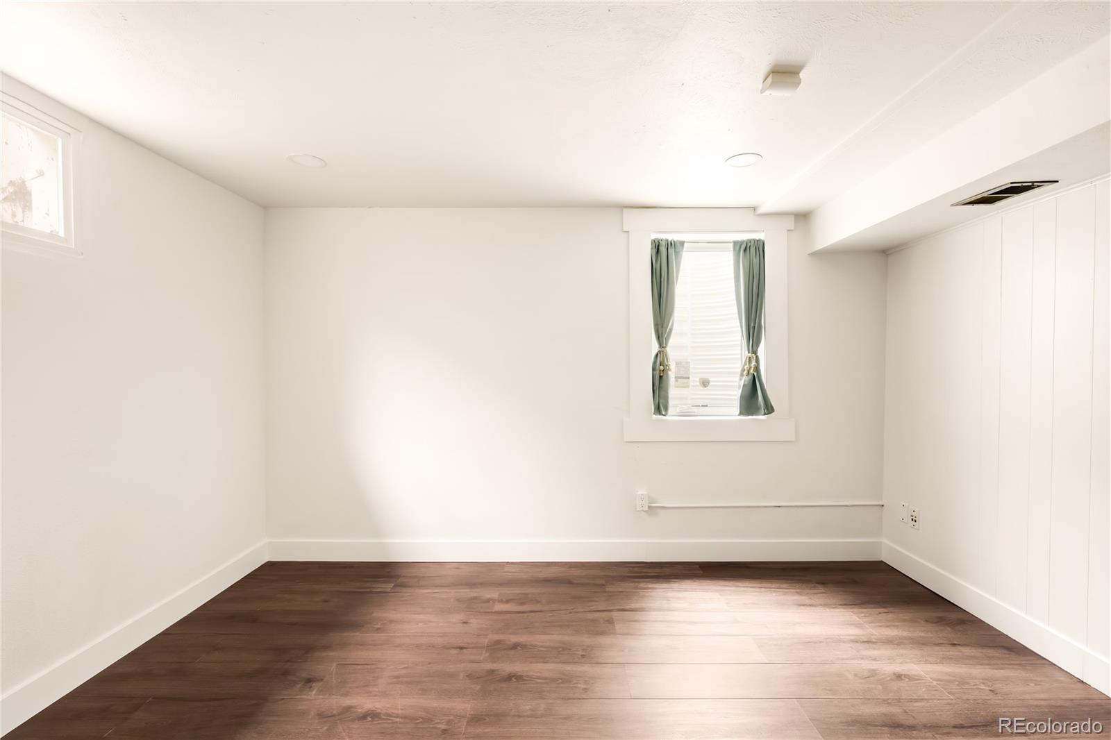 MLS Image #31 for 6928 s columbine way,centennial, Colorado
