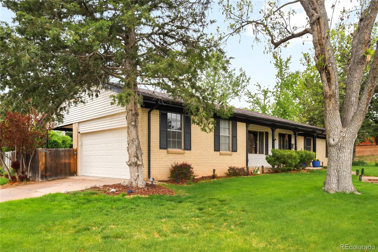 MLS Image #38 for 6928 s columbine way,centennial, Colorado