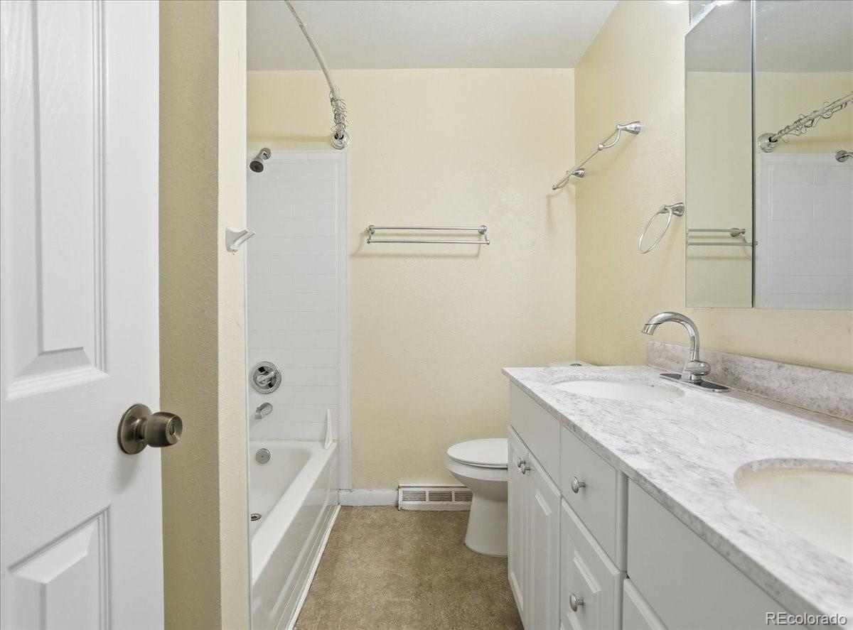 MLS Image #28 for 6218 s cherry circle,centennial, Colorado
