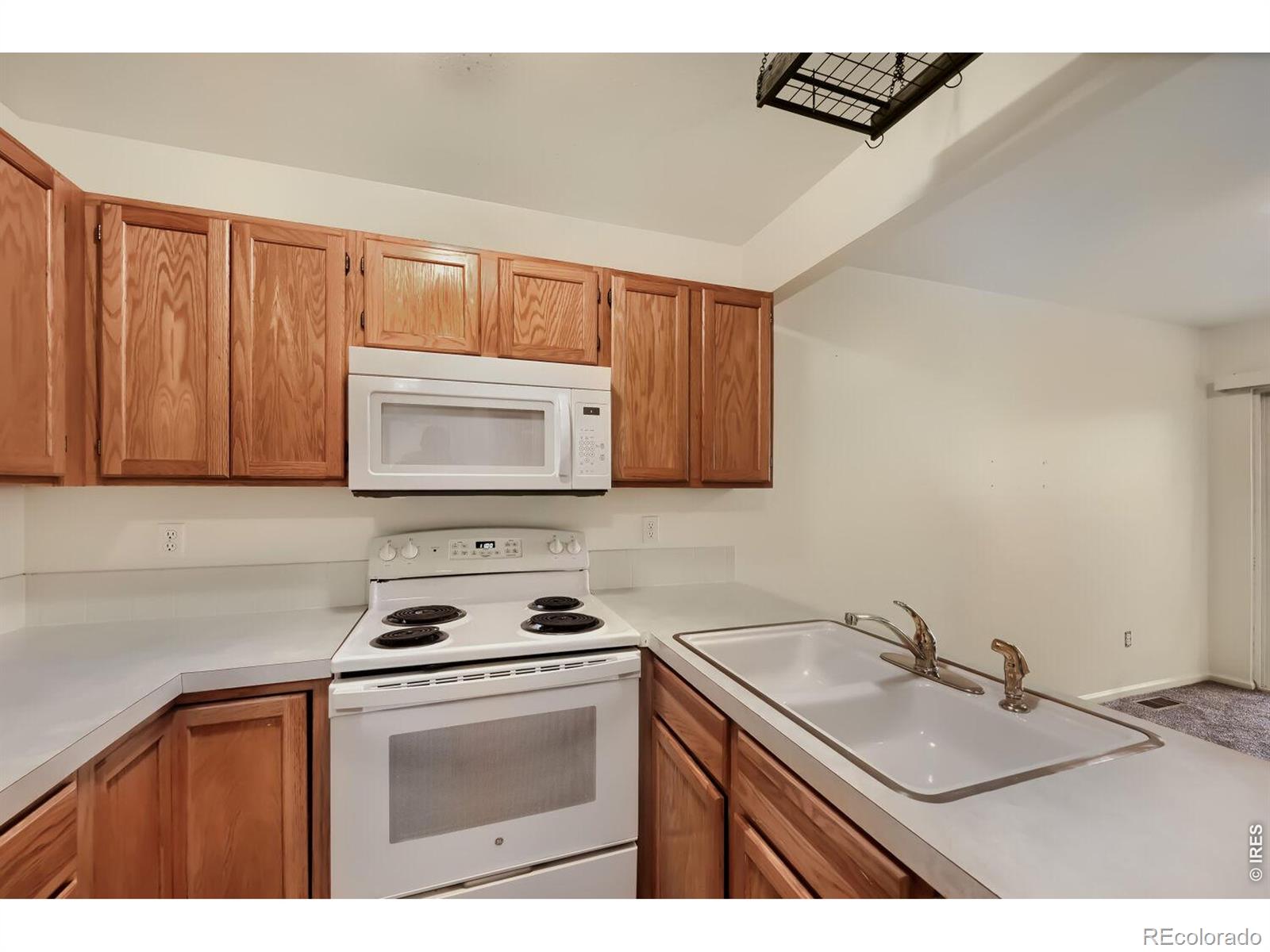 MLS Image #7 for 2112  meadow court,longmont, Colorado