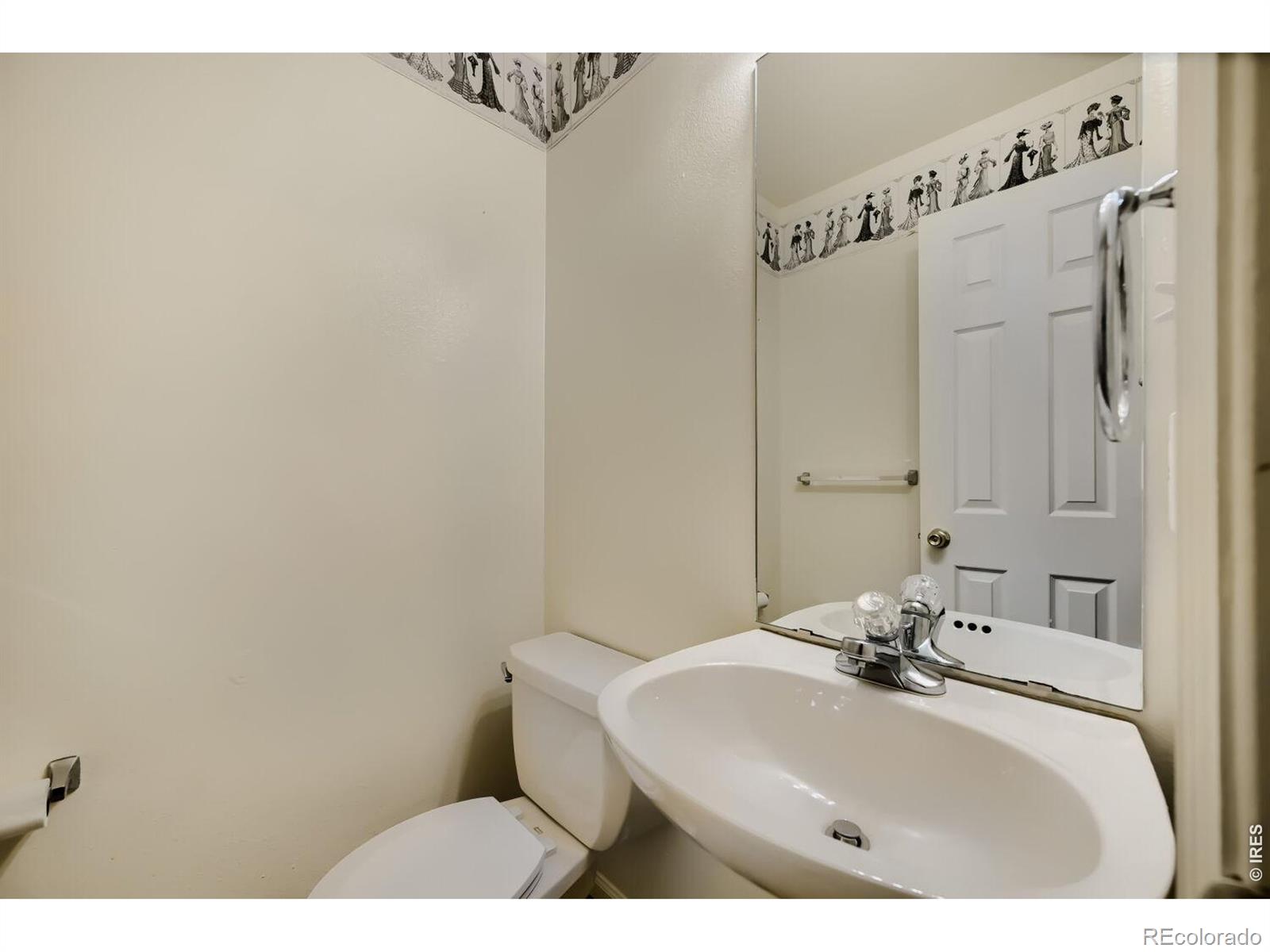 MLS Image #9 for 2112  meadow court,longmont, Colorado