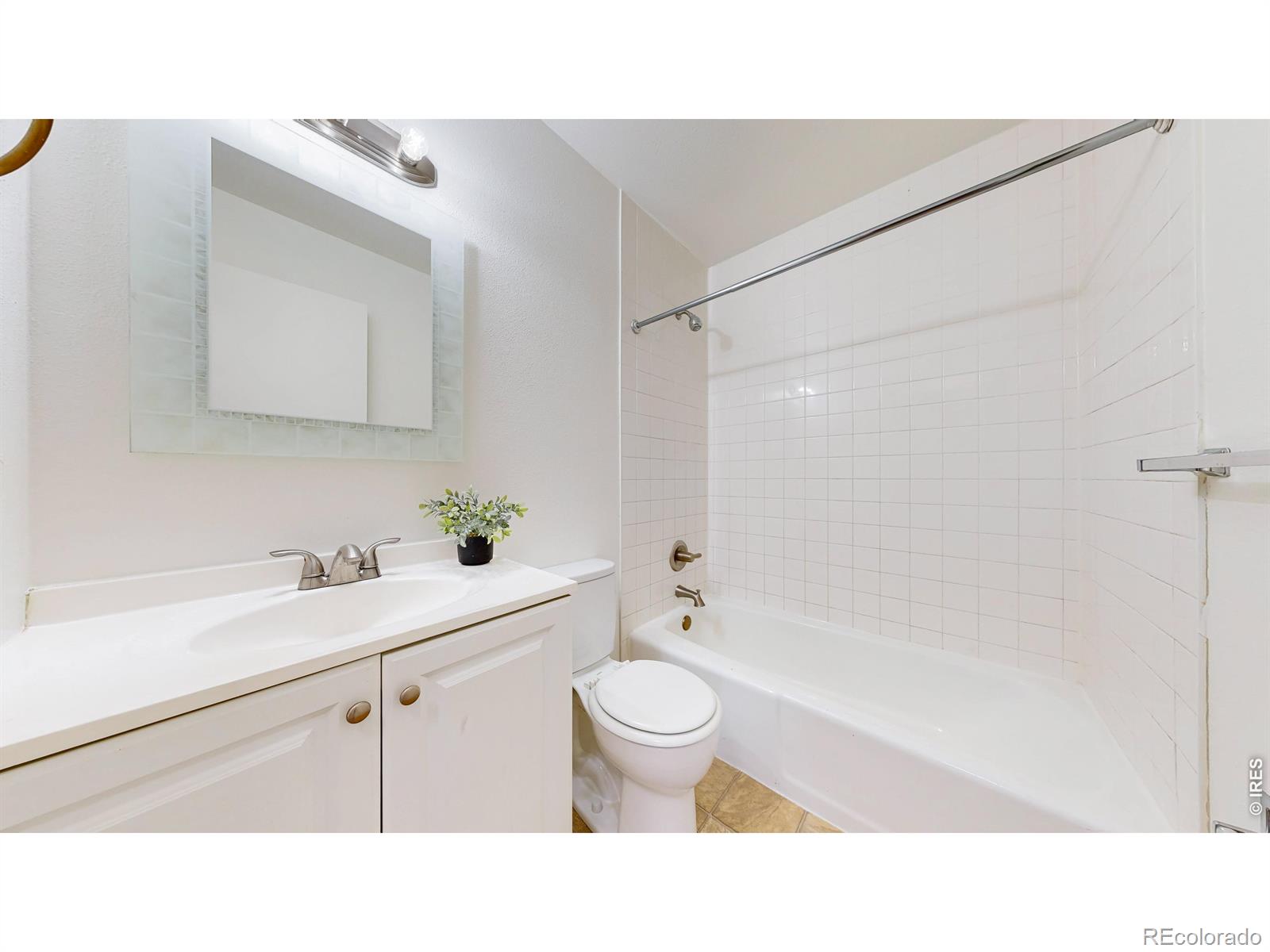 MLS Image #16 for 521 w drake road,fort collins, Colorado