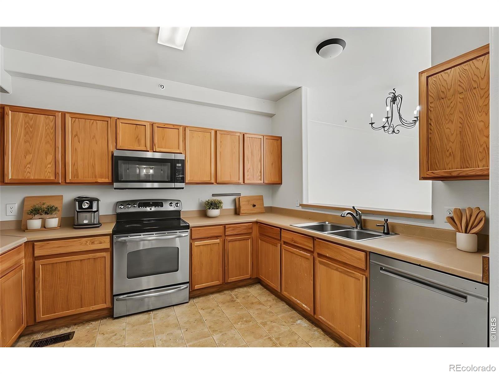 MLS Image #5 for 9758  laredo street 9e,commerce city, Colorado