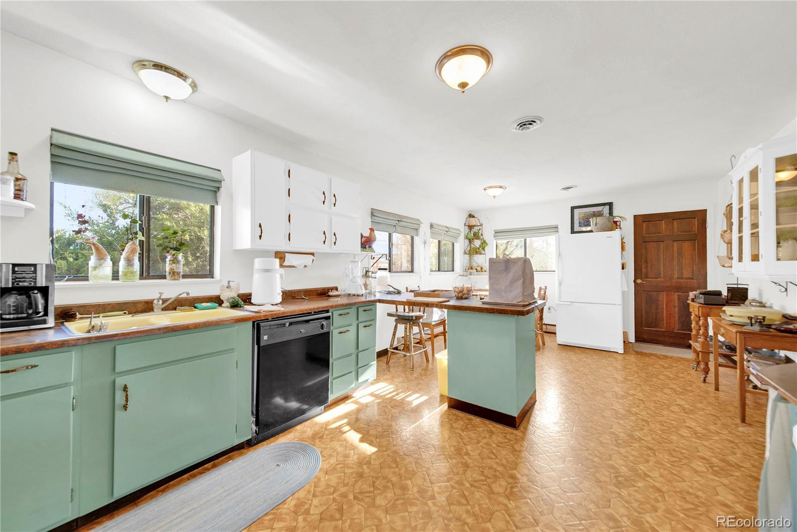 MLS Image #7 for 29311  4th street,snyder, Colorado