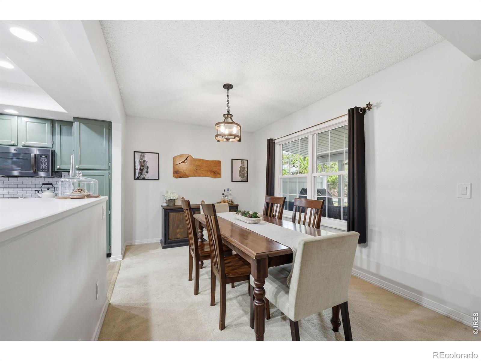 MLS Image #2 for 2598 s vaughn way #b,aurora, Colorado