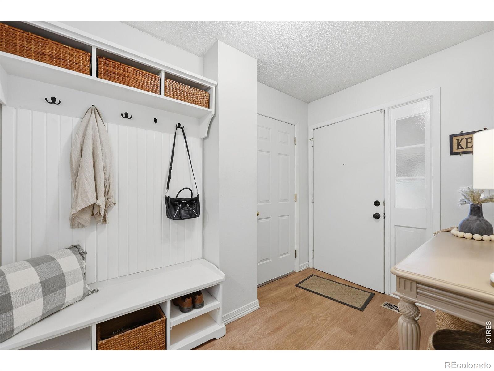 MLS Image #6 for 2598 s vaughn way #b,aurora, Colorado