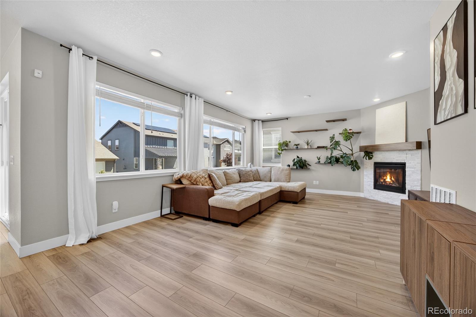 MLS Image #6 for 9779  rosalee peak street,littleton, Colorado