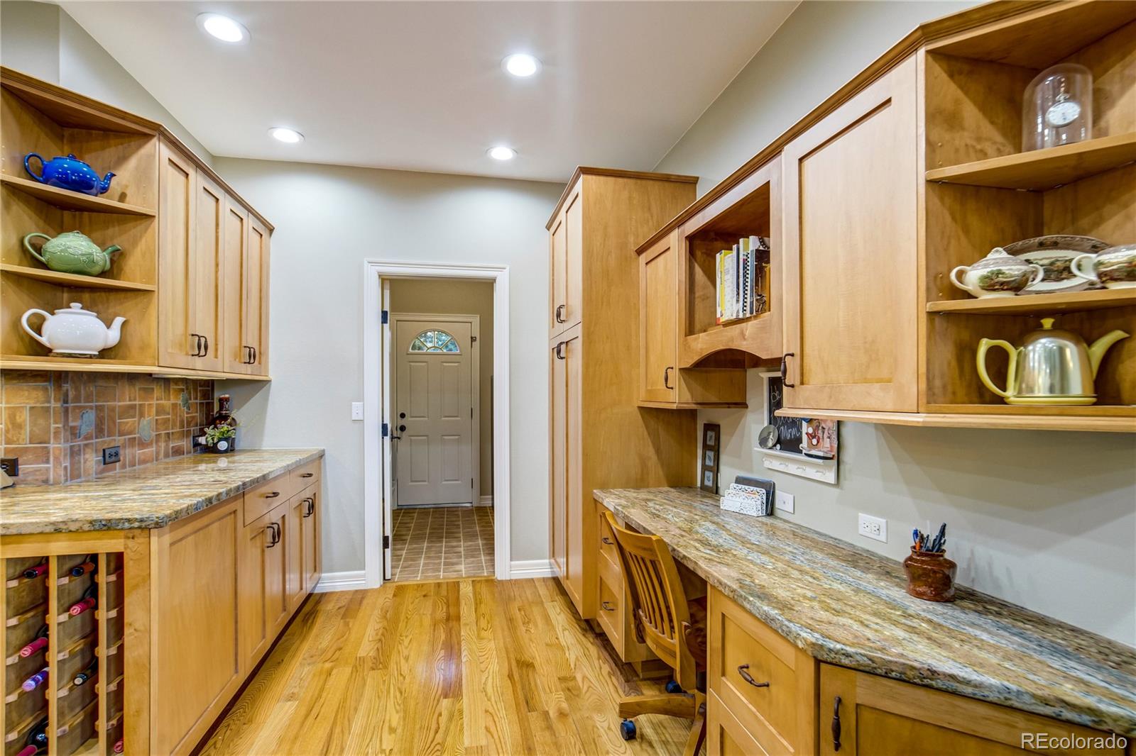 MLS Image #16 for 2274 s ogden street,denver, Colorado