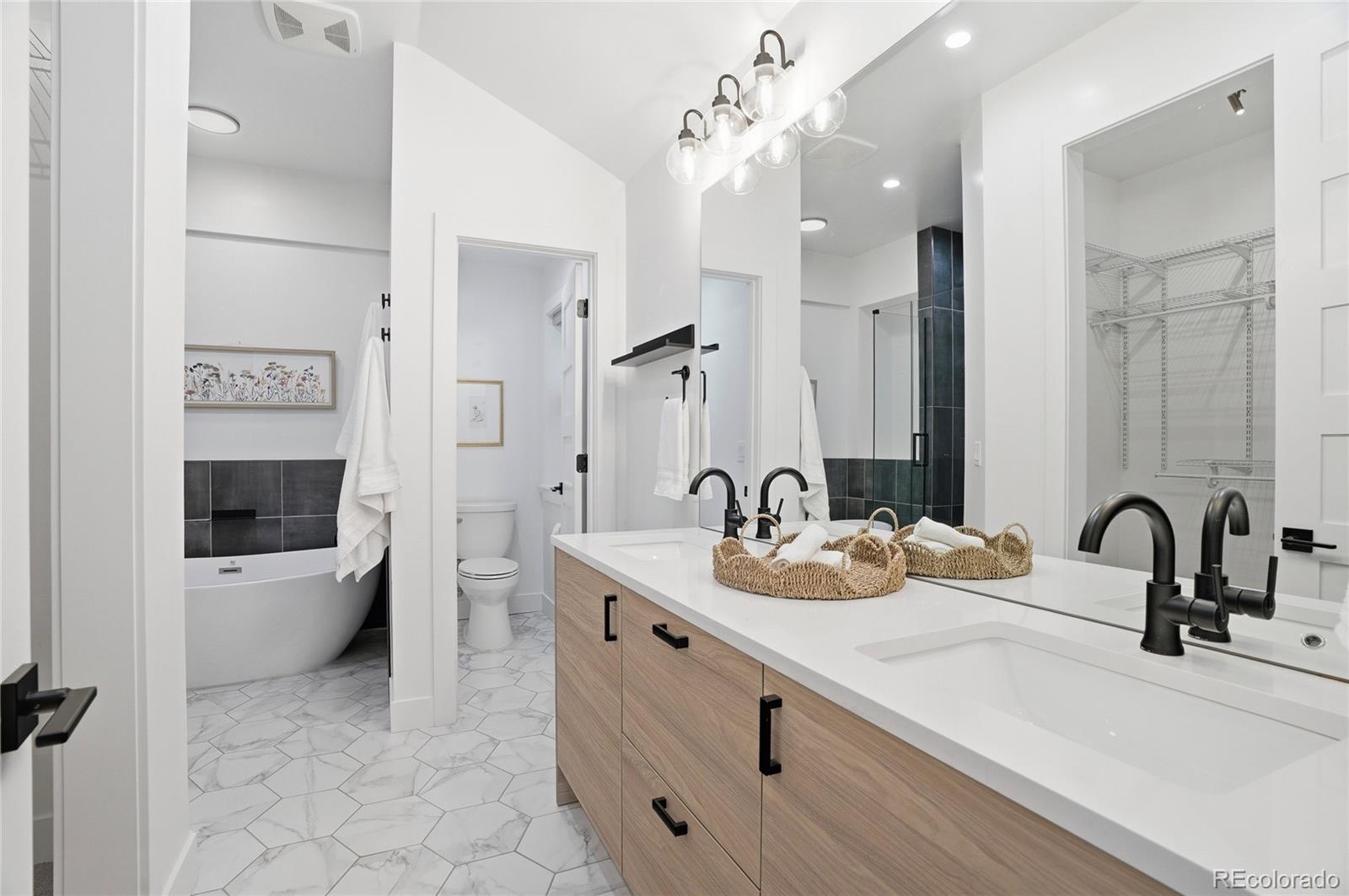 MLS Image #15 for 2998 s adams street,denver, Colorado