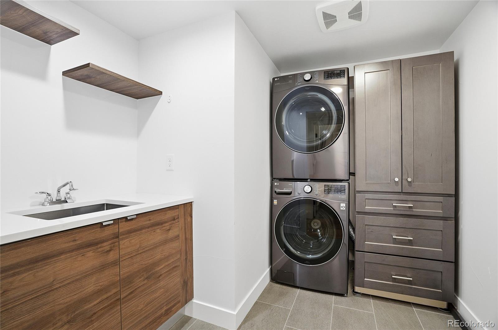 MLS Image #31 for 2998 s adams street,denver, Colorado
