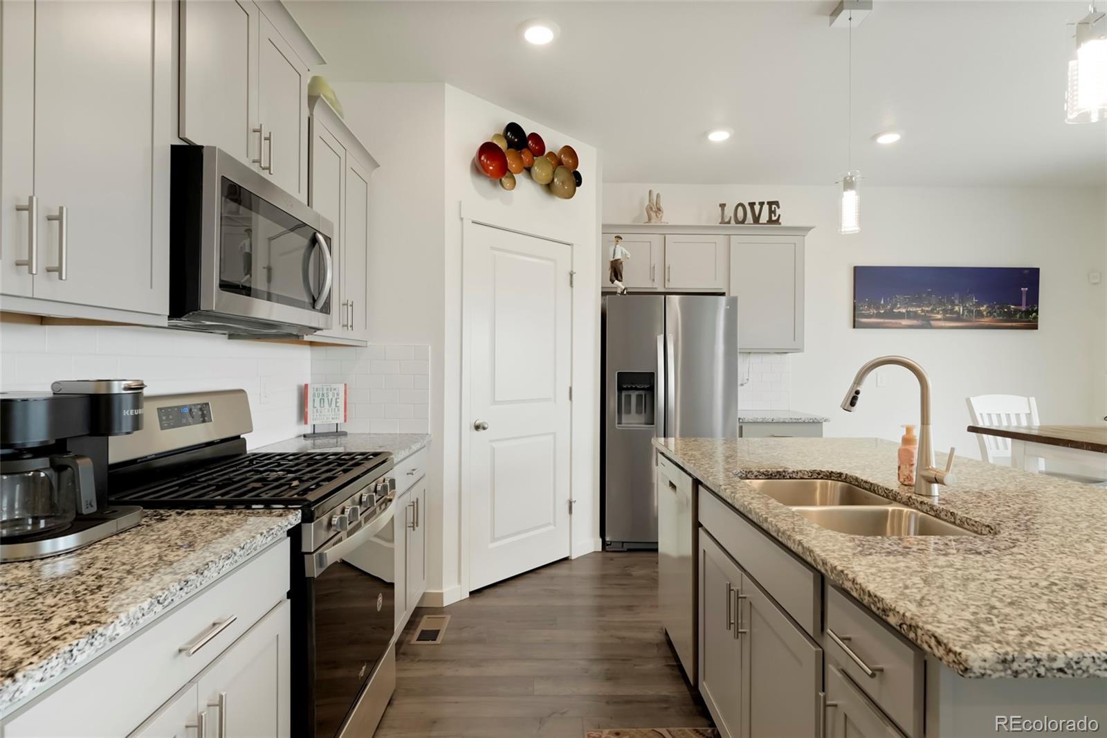 MLS Image #8 for 4155  limestone avenue,longmont, Colorado