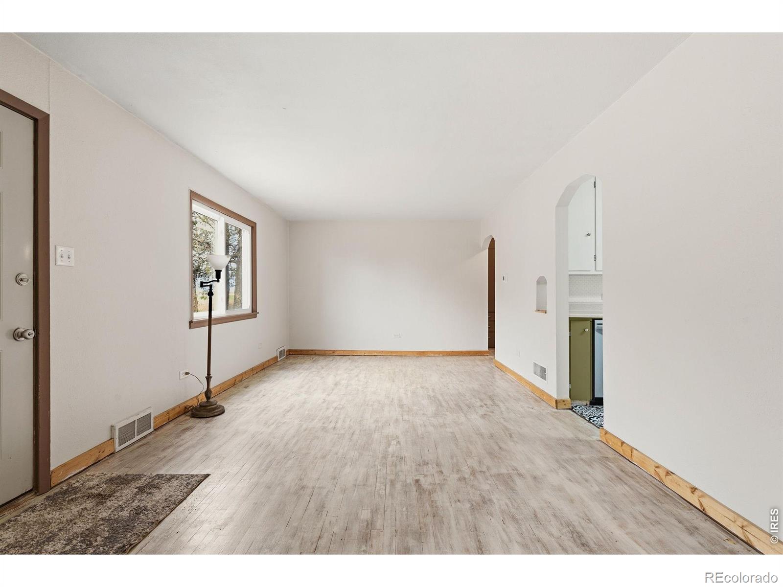 MLS Image #8 for 31916  county road 6 ,keenesburg, Colorado