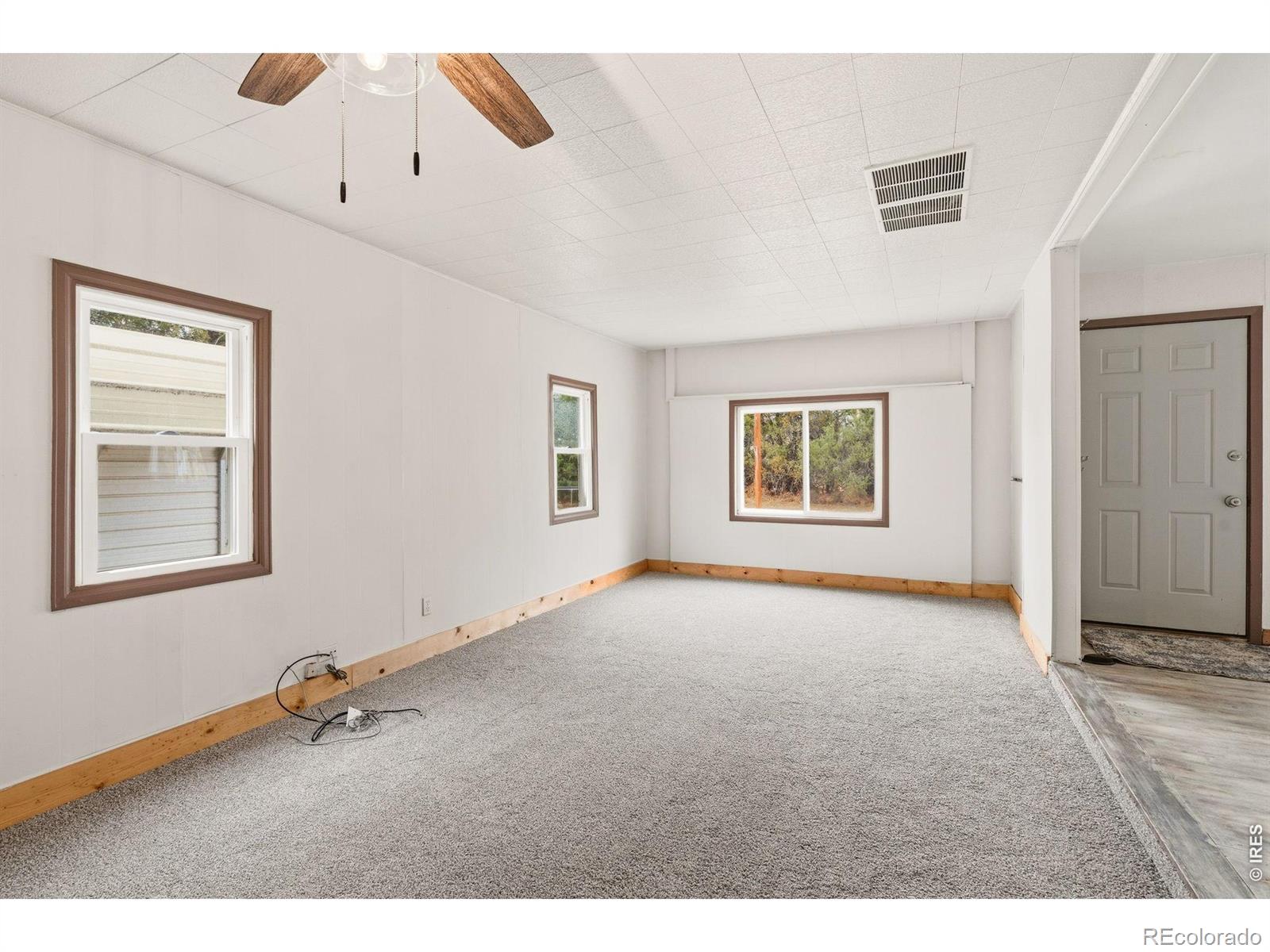 MLS Image #9 for 31916  county road 6 ,keenesburg, Colorado