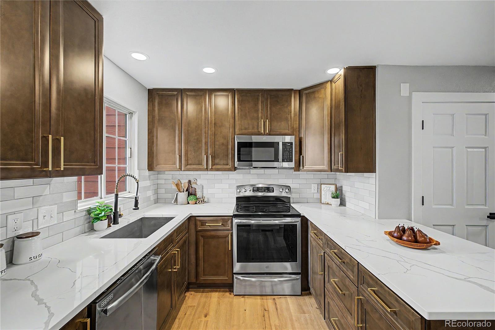 MLS Image #10 for 6780 s independence street ,littleton, Colorado