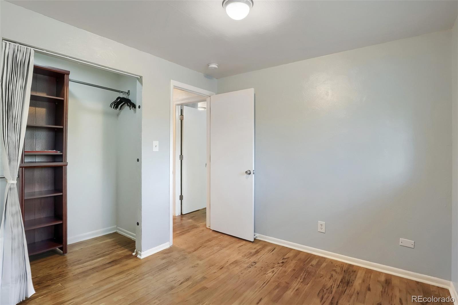 MLS Image #15 for 3173 w farmdale road,englewood, Colorado